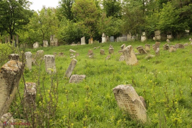 Cimitirul UITAT din Orhei. Se numără printre cele mai VECHI din Europa