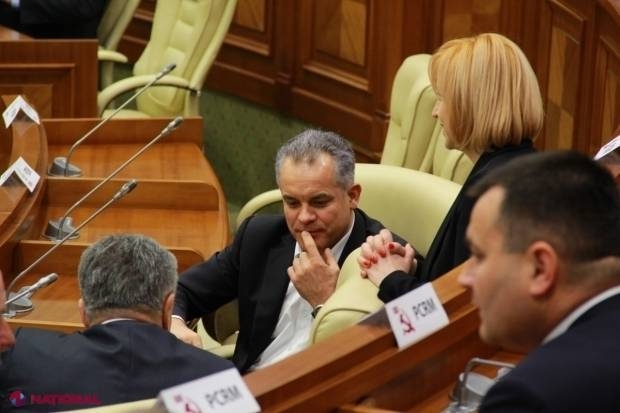 DECLARAȚIE // „În toamnă va începe un RĂZBOI anti-Dodon. Președintele nu are capacitatea să-l distrugă pe Plahotniuc. Nici Rusia nu-l va putea AJUTA”