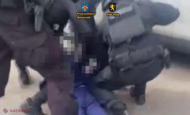 VIDEO // Recidivist periculos, înrolat anterior în structurile paramilitare din Siria, reținut la Chișinău într-un dosar de ȘANTAJ. Bărbatul cu „epoleți” a terorizat o femei de 42 de ani cu publicare unor imagini intime