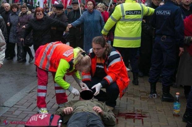 FOTO // Incident sau provocare la mitingul comuniştilor? 