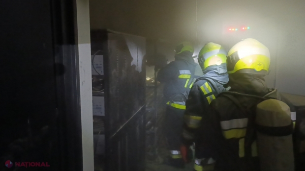 Incendiu la Arena Chișinău. Patru echipe de pompieri au intervenit pentru stingerea flăcărilor