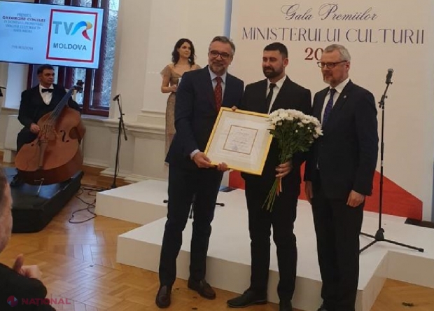 FOTO // Premii importante pentru TVR Moldova. Filiala Televiziunii Române la Chişinău a obţinut Premiul „Gheorghe Cincilei” pentru promovarea imaginii culturale în mass-media şi Premiul de Excelenţă pentru Seniorii Presei Româneşti