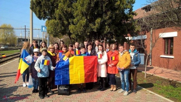 „RĂSPUNS” pentru Dodon? Activități dedicate Unirii Basarabiei cu România, în școlile din R. Moldova!