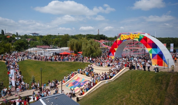 FOTO // Peste jumătate de MILION de oameni au vizitat vara „Orheiland”, parc construit la inițiativa lui Ilan Șor. Sezonul estival la cel mai mare parc de distracții din R. Moldova continuă, cu respectarea măsurilor anti-COVID-19