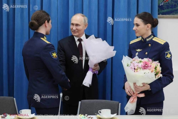 Putin felicită, de 8 martie, femeile-soldat care luptă în Ucraina