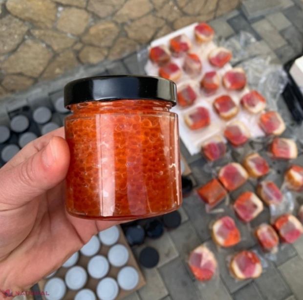 VIDEO // CAVIAR fără acte de proveniență, confiscat de oamenii legii: Marfa, procurată de pe piața neagră din Rusia și Ucraina, era adusă ilegal în R. Moldova și vândută prin intermediul rețelelor de socializare