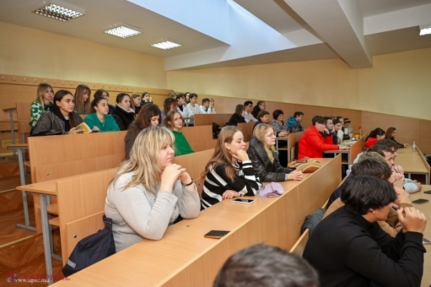 Bursele studenților de la Pedagogie, DUBLATE: Până la 3 280 de lei pe lună pentru un student din ultimul an la facultate. Ministrul Perciun: „Avem un deficit de cadre didactice de circa 7 000 în sistem”