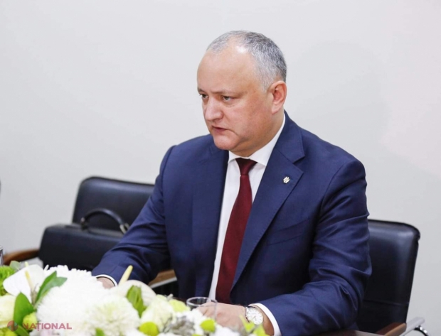 DOC // Preşedintele Dodon a semnat DECRETUL prin care o desemnează candidat la funcţia de premier pe Maia Sandu