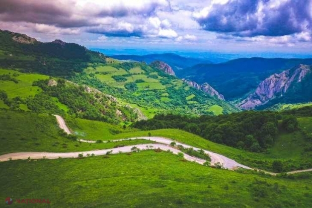 O nouă destinație turistică de vis pentru cetățenii R. Moldova. Cum arată Transapuseana de 78 km, unul dintre cele mai spectaculoase drumuri din România