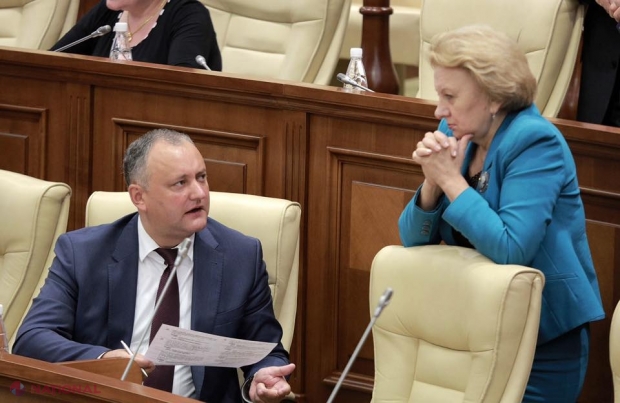 Un ex-premier anunță SFÂRȘITUL lui Dodon în politica moldovenească și lansează un AVERTISMENT pentru cei care vor să-i ia locul: „Maia Sandu nu mai e ceea ce a fost, are suporteri puternici în tribune”