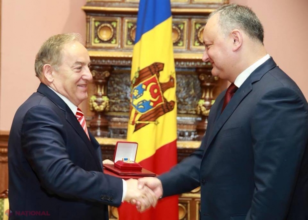 Un fost diplomat, decorat de Igor Dodon cu „Ordinul de Onoare”: Are legătură cu banii turcilor pentru reparația Președinției