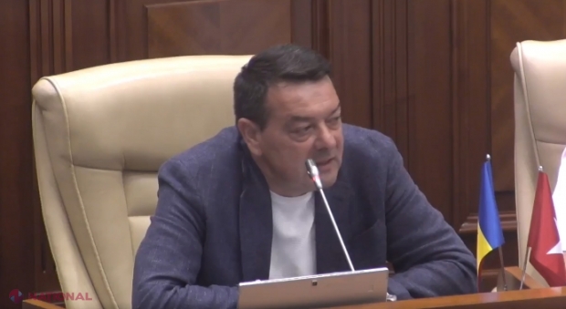 Comunistul Starîș cere, în limba rusă, demisia președintelui Parlamentului, Igor Grosu: Susținut de doar 22 de deputați din opoziția prorusă