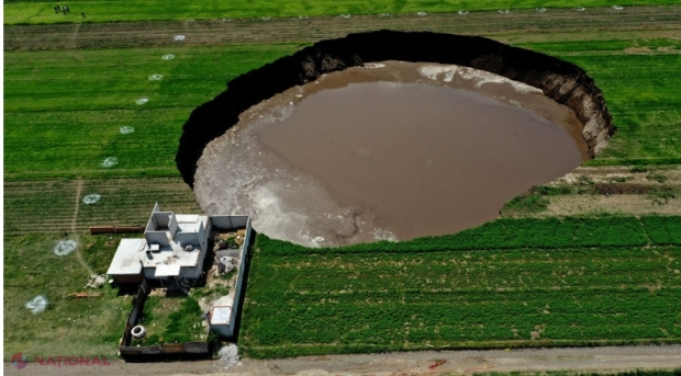 Oamenii de știință încearcă să dezlege misterul unui crater gigantic, cu diametrul de 60 de metri, apărut peste noapte în acest stat