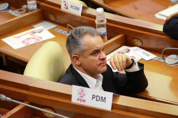 COMENTARIU: Capcana lui Plahotniuc la alegerile prezidenţiale din Republica Moldova