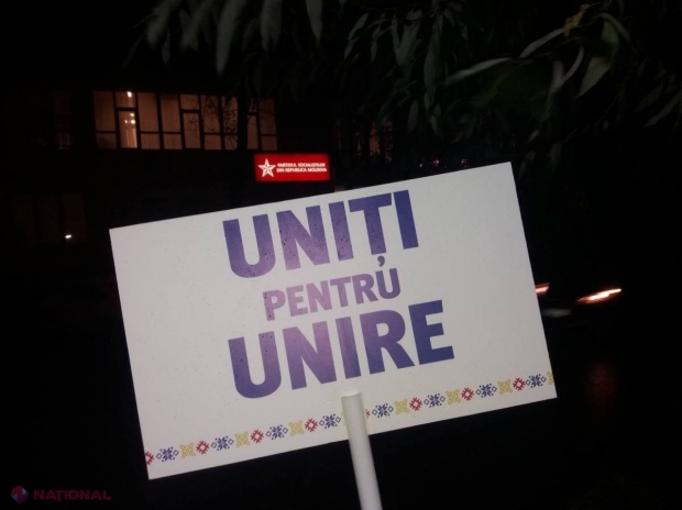 Ghimpu AVERTIZEAZĂ: „Dacă vine Dodon preşedinte, va fi SFĂRȘITUL LUMII, pentru că nu vom mai avea din ce trăi. Este Stalin în piele de oaie”